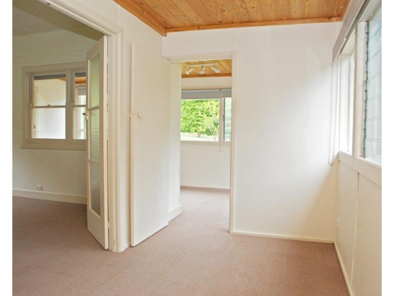 32 Inverness Road, Montrose VIC 3765