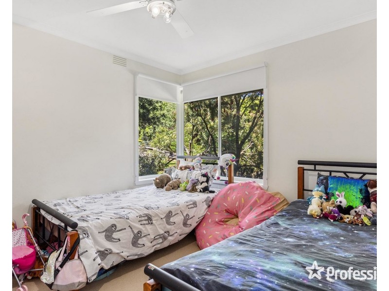 6 Anzac Avenue, Yarra Glen VIC 3775