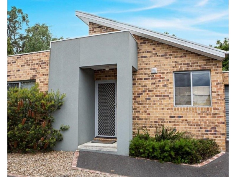 2/68 Birmingham Road, Mount Evelyn VIC 3796