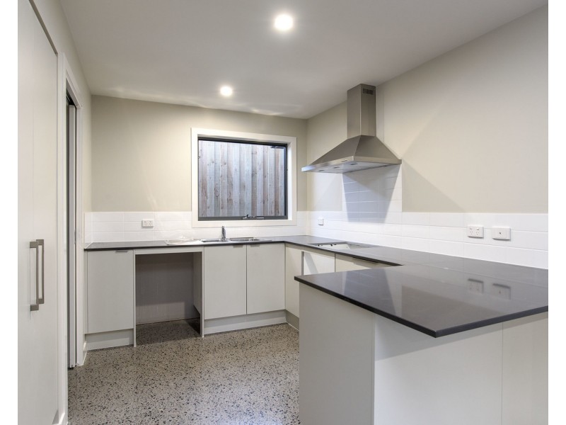 4/27 Cavehill Road, Lilydale VIC 3140