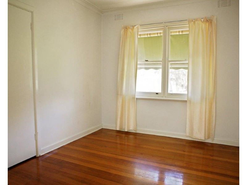 15 Victoria Road, Chirnside Park VIC 3116