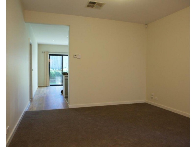 4/3 Pope Court, Mooroolbark VIC 3138