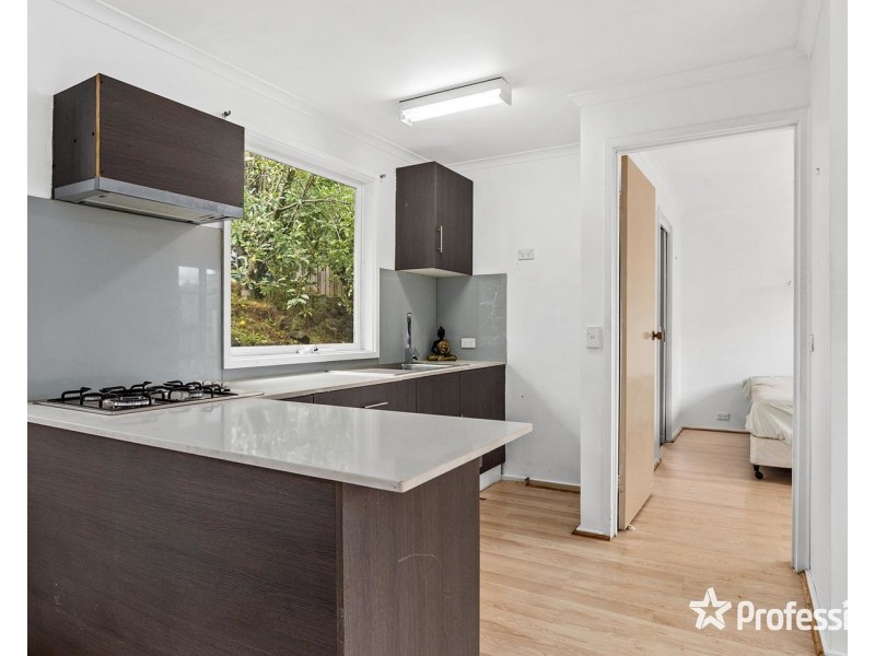 6 Kingswood Drive, Chirnside Park VIC 3116