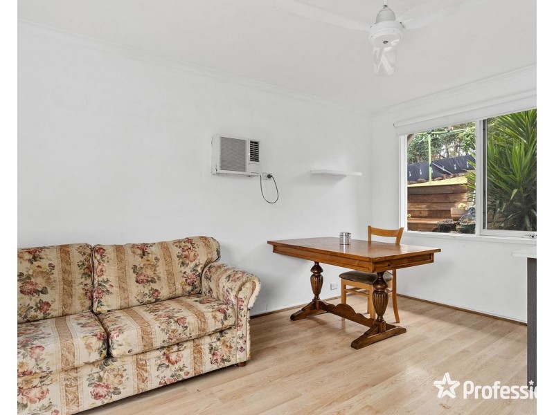 6 Kingswood Drive, Chirnside Park VIC 3116