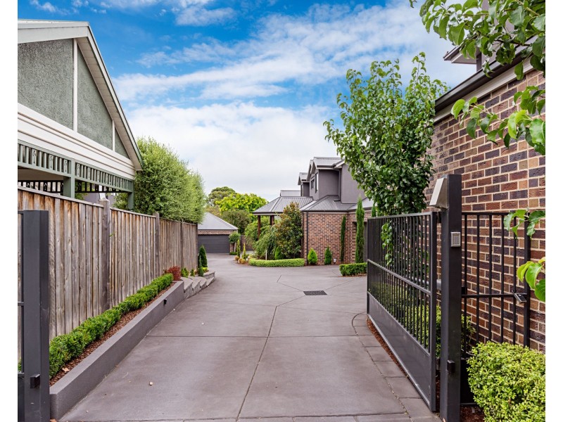 4/367 Clegg Road, Wandin North VIC 3139