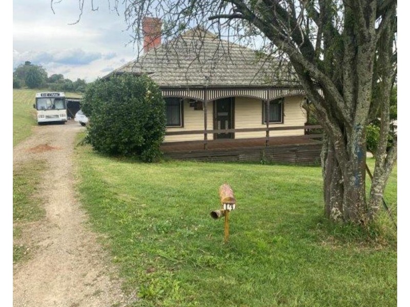 141 Beenak Road, Wandin North VIC 3139