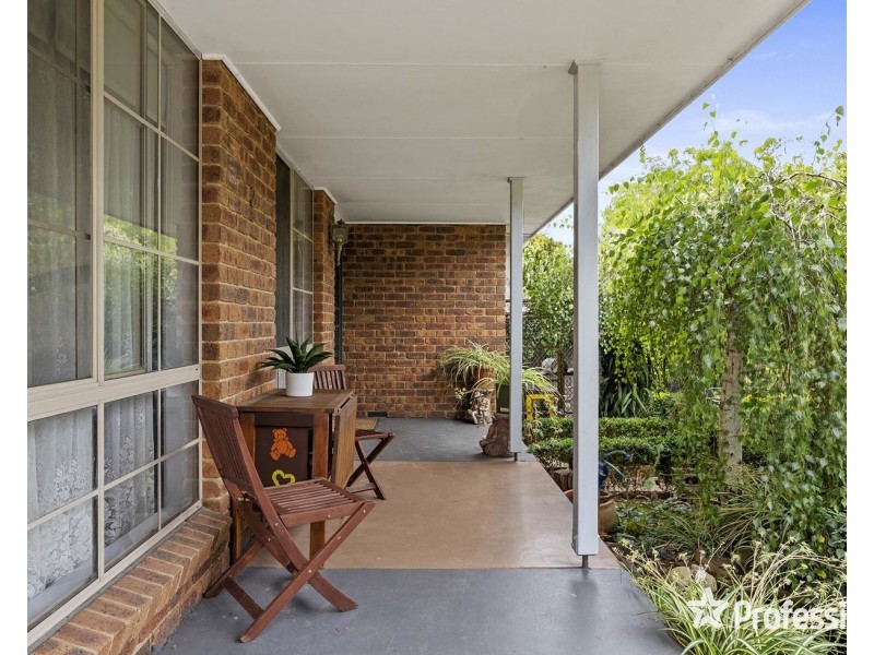 2 Lia Court, Yarra Glen VIC 3775