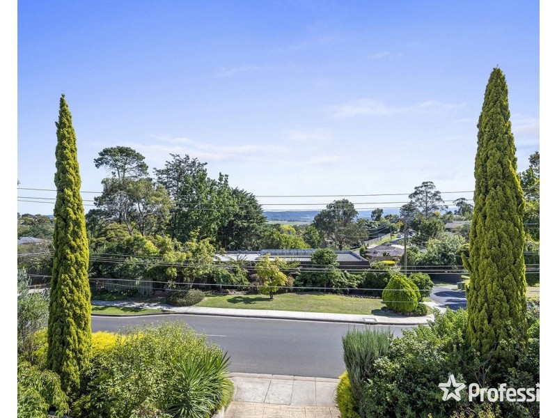 34 Grandvalley Drive, Chirnside Park VIC 3116