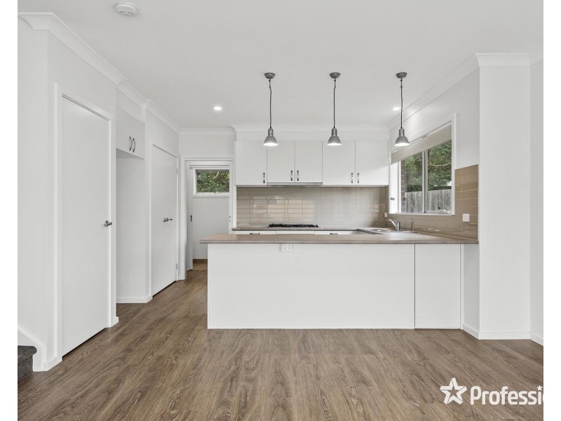 63a Lancaster Road, Mooroolbark VIC 3138