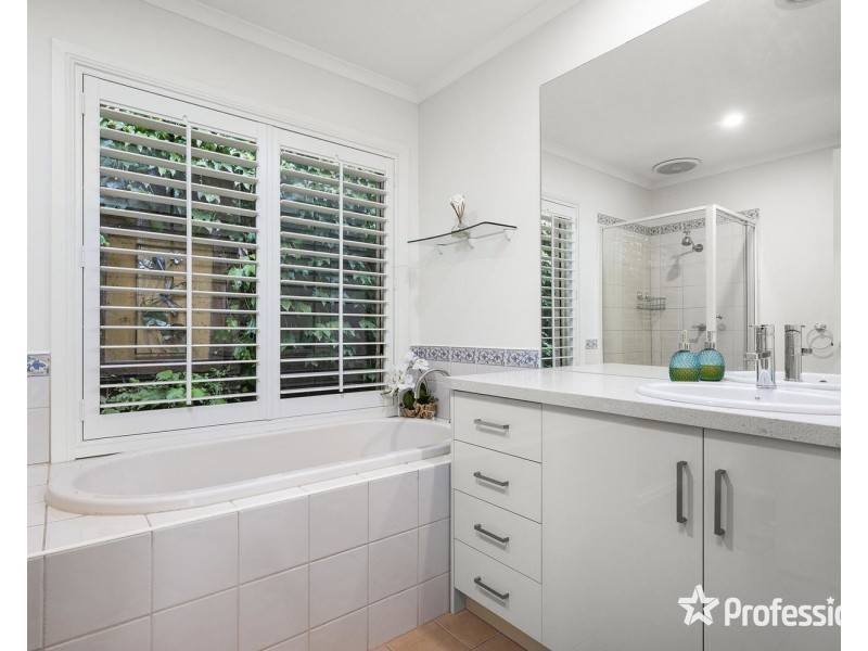 46 Clearwater Drive, Lilydale VIC 3140