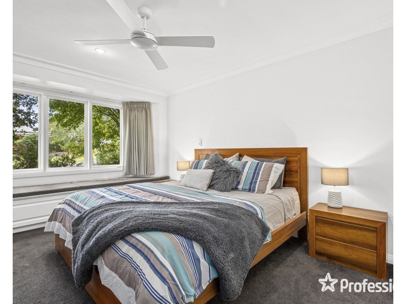 15 Shadi Rise, Yarra Glen VIC 3775