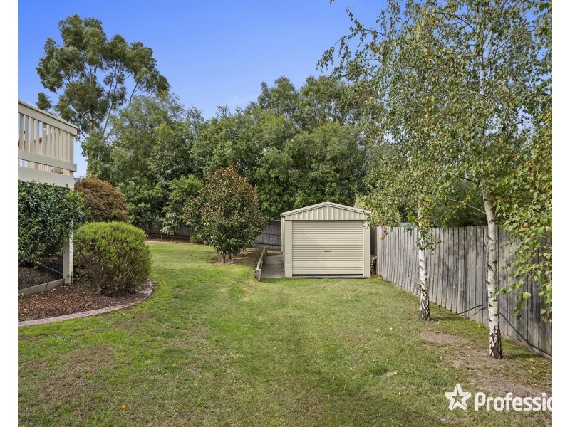 15 Shadi Rise, Yarra Glen VIC 3775