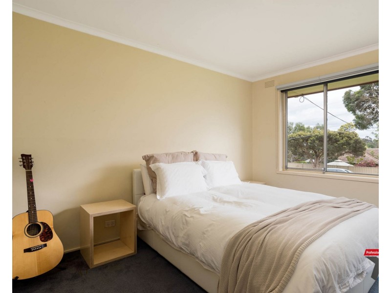 52 Terrigal Crescent, Kilsyth VIC 3137