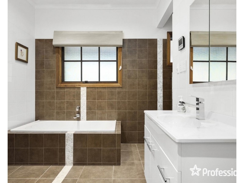 23 William Road, Lilydale VIC 3140