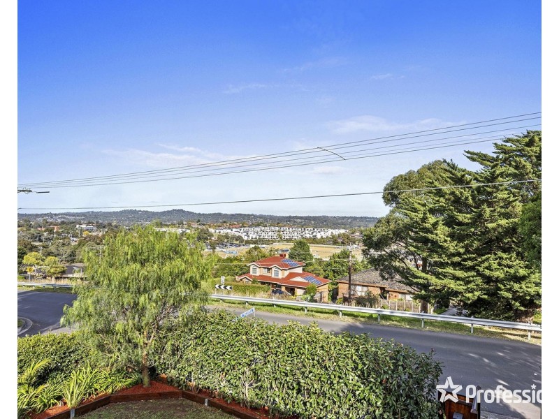 24 Edward Road, Chirnside Park VIC 3116