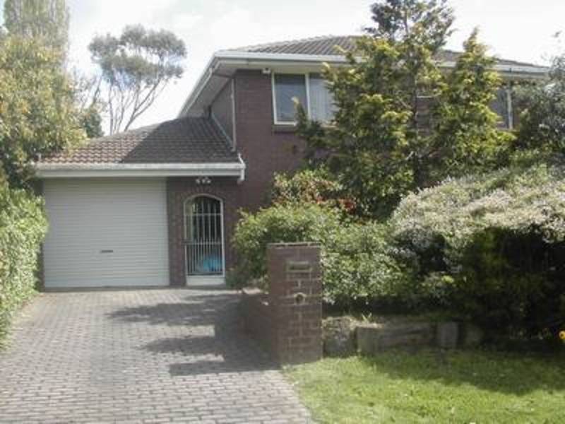 5 Woodpecker Pass, Chirnside Park VIC 3116
