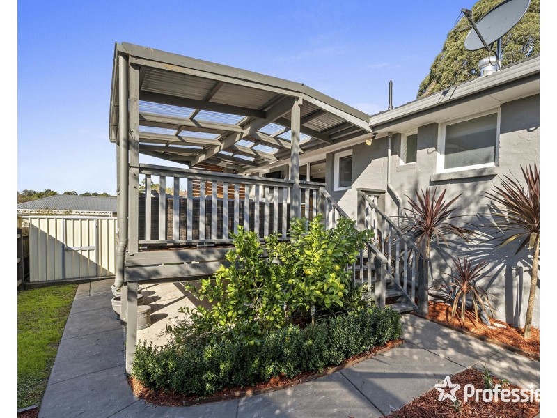 23 Sheldon Avenue, Mooroolbark VIC 3138