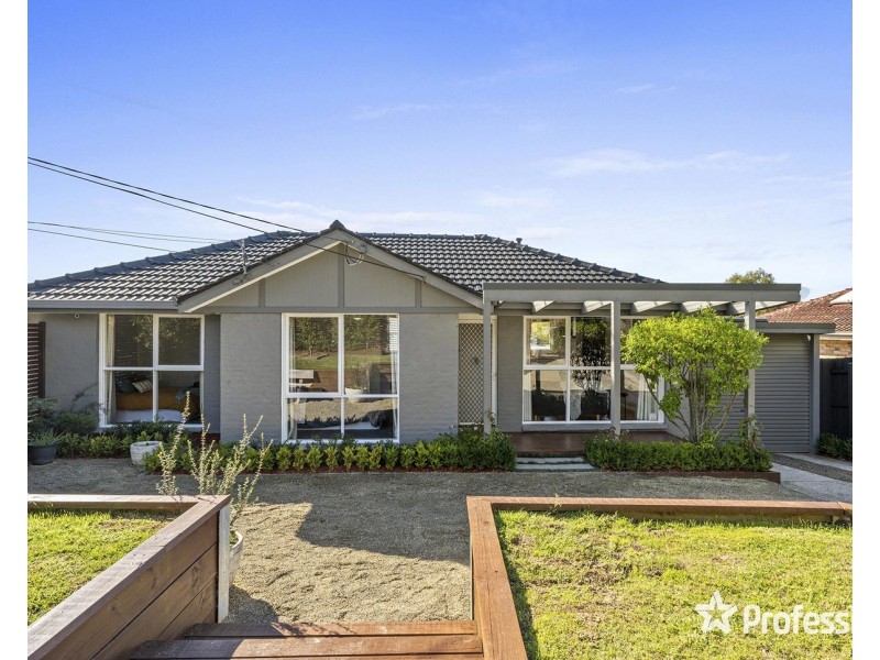 23 Sheldon Avenue, Mooroolbark VIC 3138