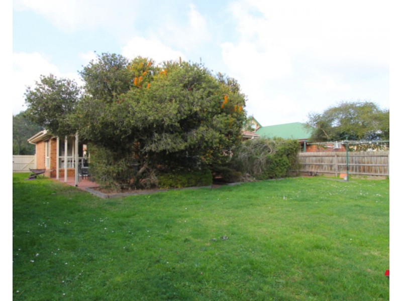 74 Watermoor Avenue, Kilsyth South VIC 3137