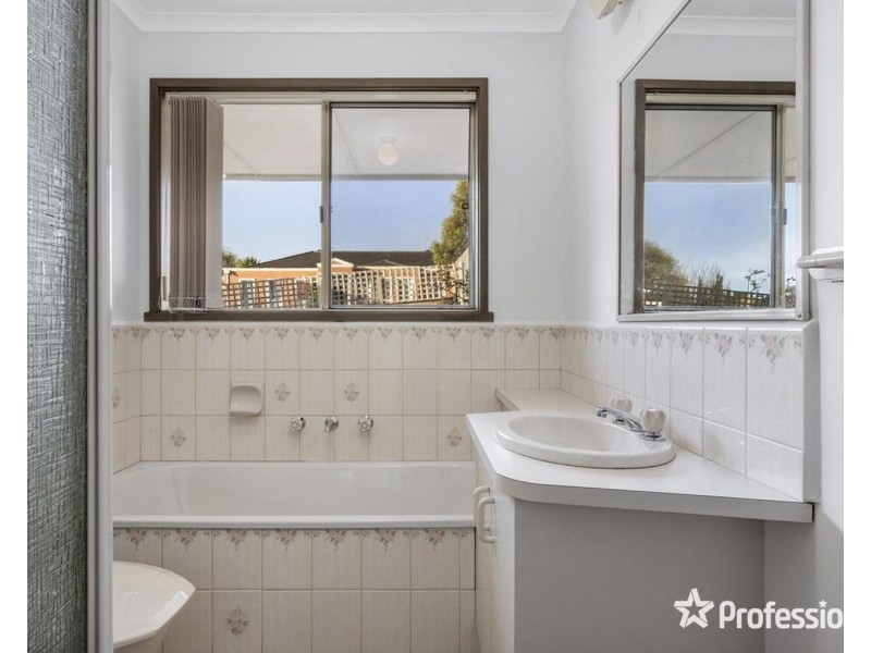 16 Prudence Court, Lilydale VIC 3140