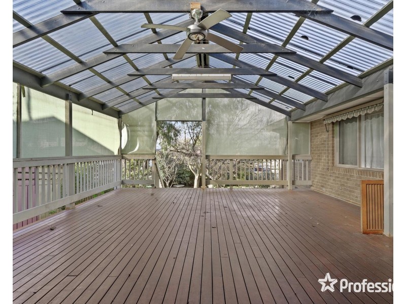48 Parkvalley Drive, Chirnside Park VIC 3116