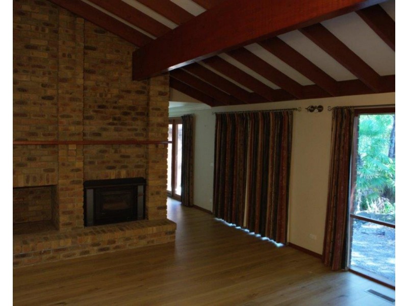 6 Watkins Crescent, Mount Evelyn VIC 3796