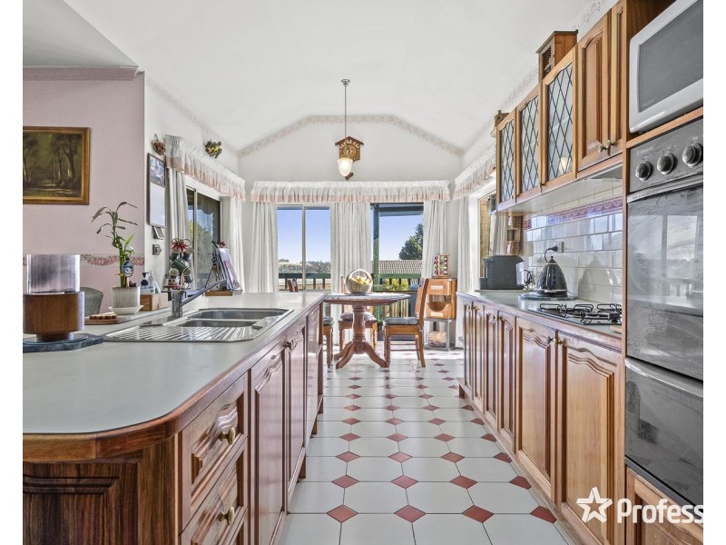 12 Kenthurst Court, Lilydale VIC 3140