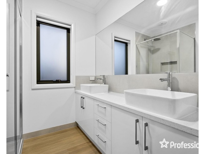 22 Derby Road, Kilsyth VIC 3137