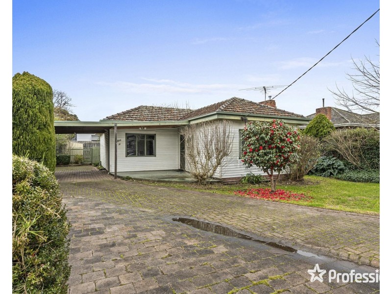 89 Cave Hill Road, Lilydale VIC 3140