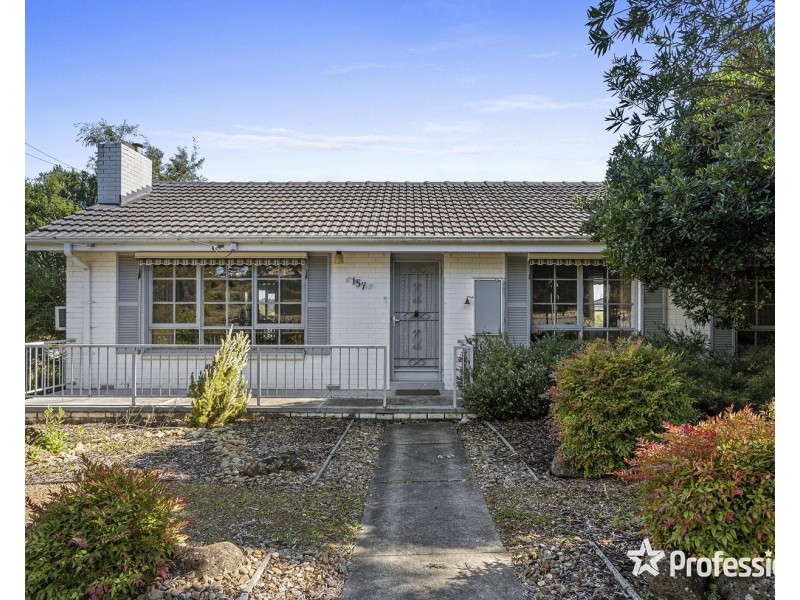 157 Manchester Road, Mooroolbark VIC 3138