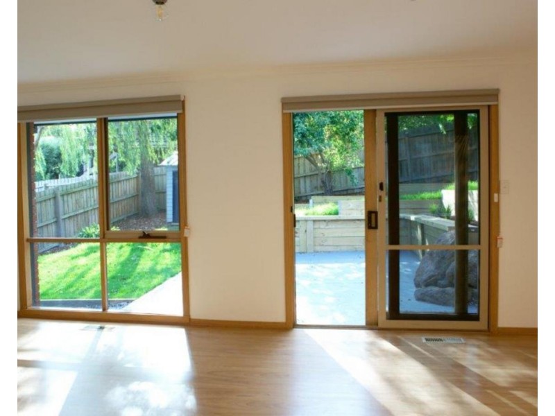 142 Nangathan Way, Croydon North VIC 3136