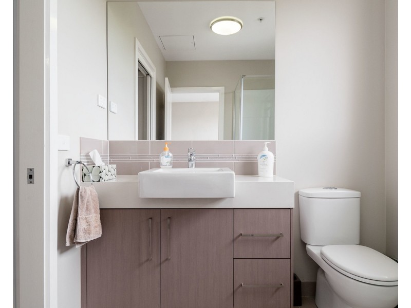 7/14 Landale Avenue, Croydon VIC 3136