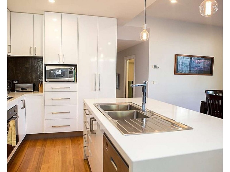 142 Cherylnne Crescent, Kilsyth VIC 3137