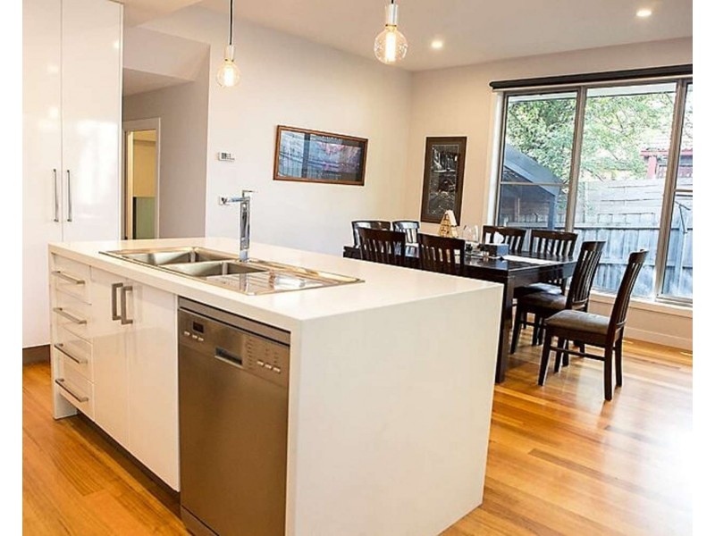 142 Cherylnne Crescent, Kilsyth VIC 3137