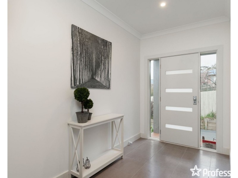 5 Kenisha Way, Lilydale VIC 3140