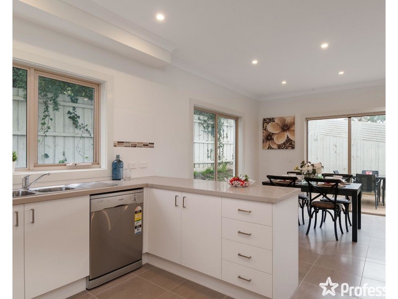 5 Kenisha Way, Lilydale VIC 3140