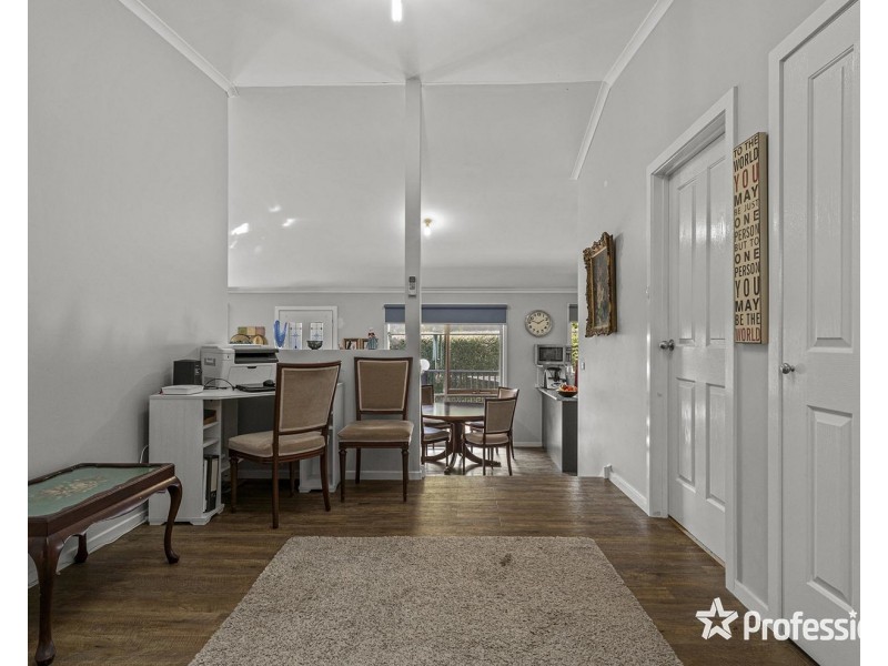 15 Irvine Street, Mount Evelyn VIC 3796