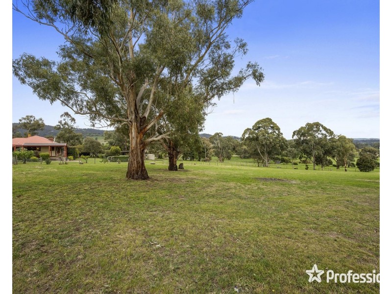 95 Forest Street, Yarra Glen VIC 3775