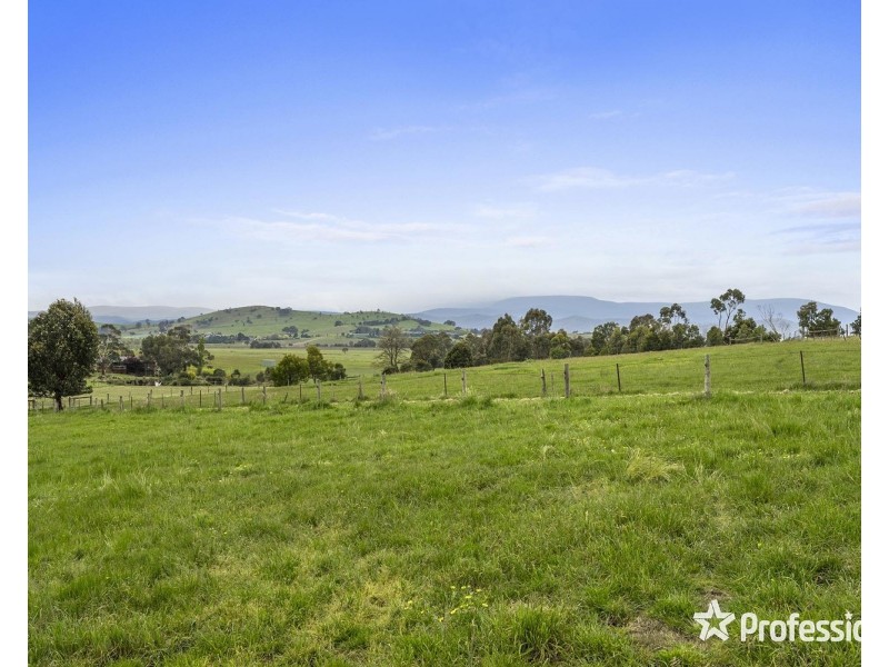 95 Forest Street, Yarra Glen VIC 3775