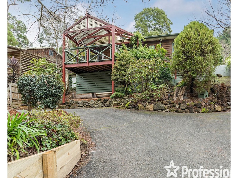 132 Quinn Crescent, Mount Evelyn VIC 3796