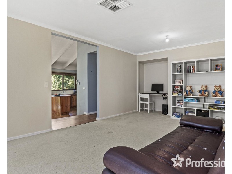 40 Morokai Grove, Lilydale VIC 3140