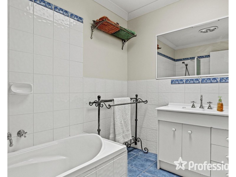 40 Morokai Grove, Lilydale VIC 3140