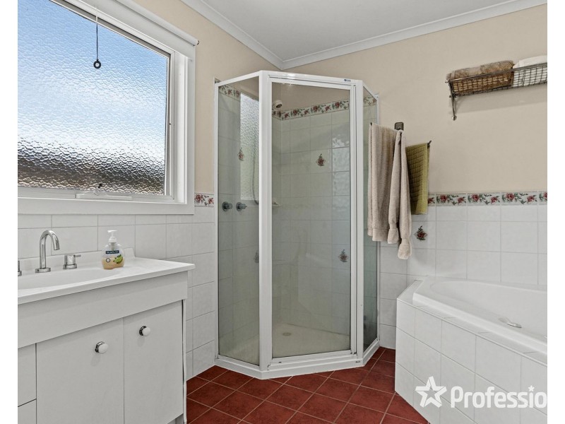 40 Morokai Grove, Lilydale VIC 3140