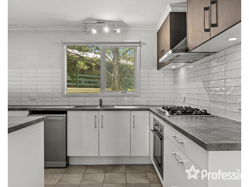 11 Mitarm Close, Mount Evelyn VIC 3796