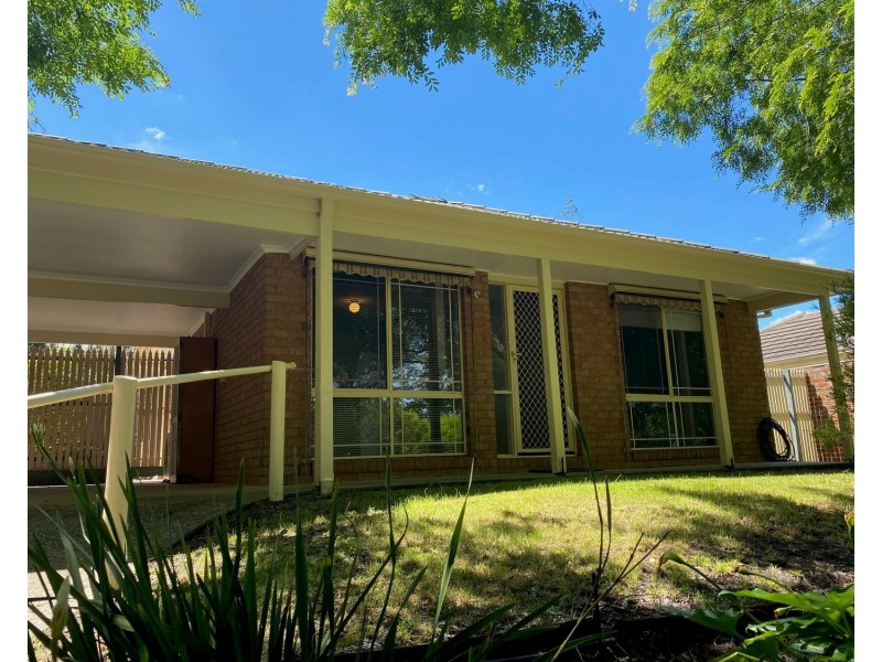 5 Yarraridge Drive, Chirnside Park VIC 3116