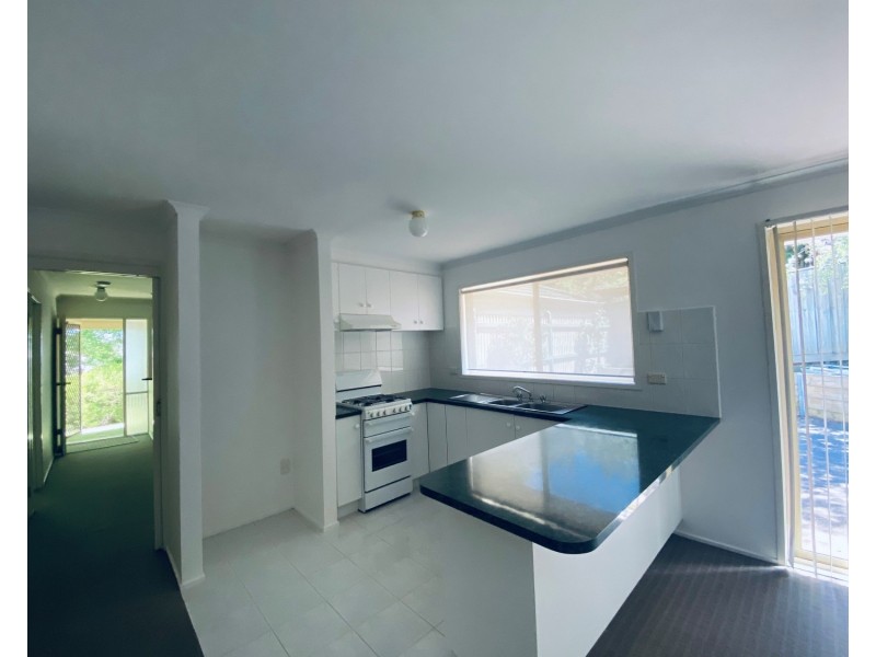 5 Yarraridge Drive, Chirnside Park VIC 3116