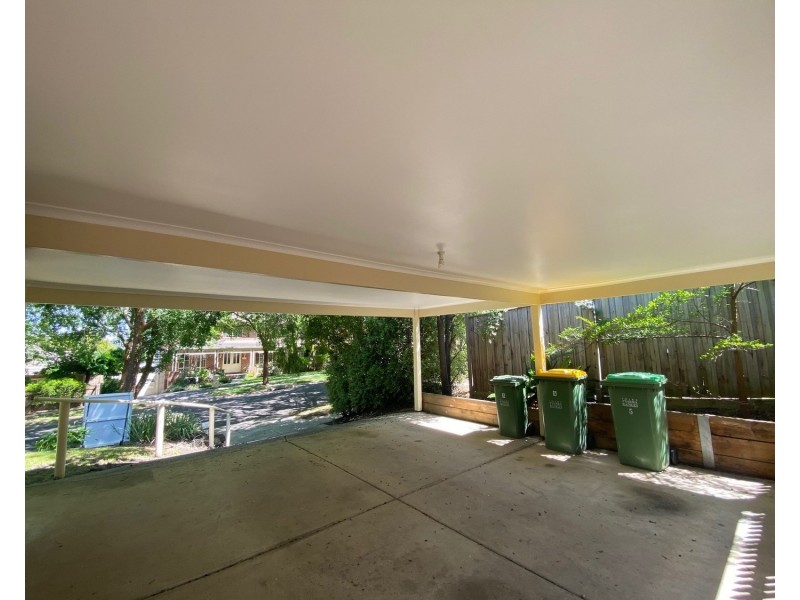 5 Yarraridge Drive, Chirnside Park VIC 3116