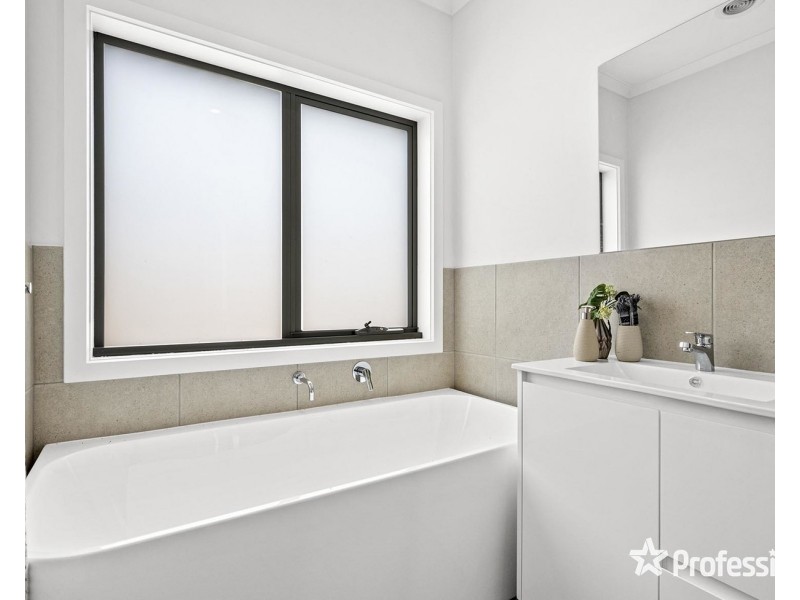 3/5 Elamo Road, Healesville VIC 3777