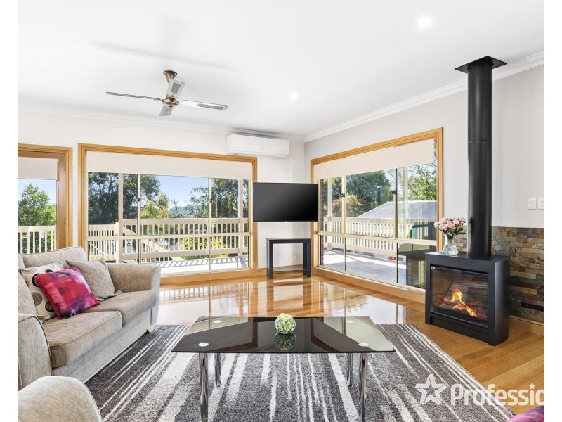 9 Gibbs Road, Healesville VIC 3777