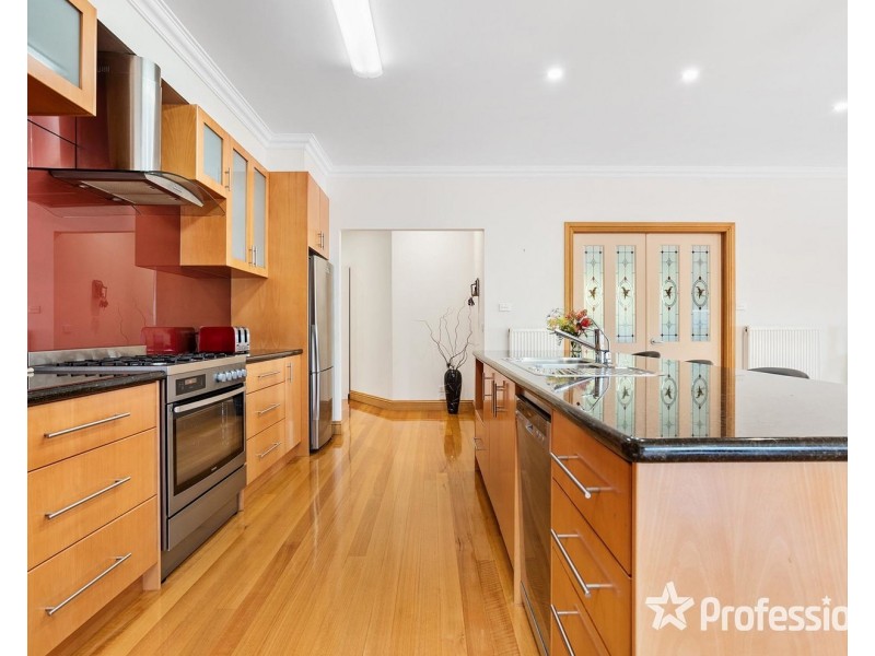9 Gibbs Road, Healesville VIC 3777
